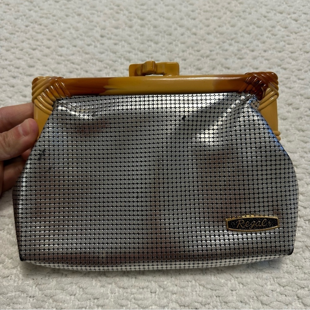 Vintage Regal Clutch and Coin Purse Set Silver Tone Mesh Print Vinyl - Picture 2 of 15